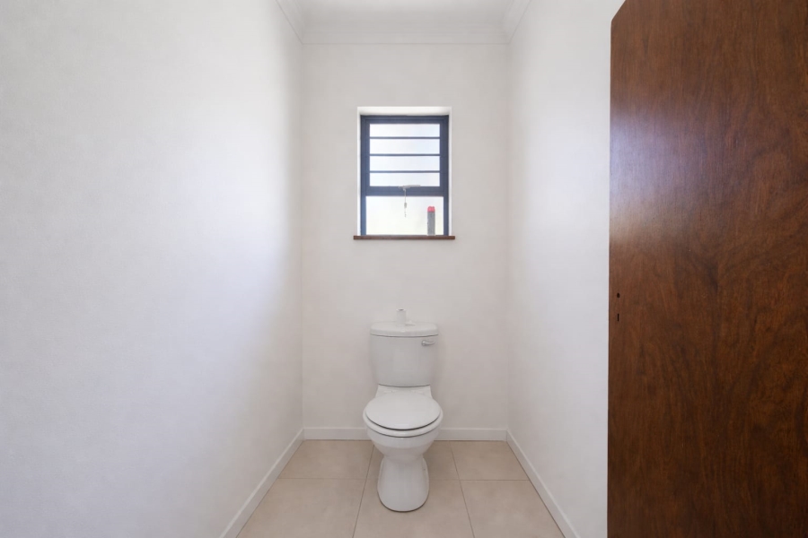 7 Bedroom Property for Sale in Ladybrand Free State